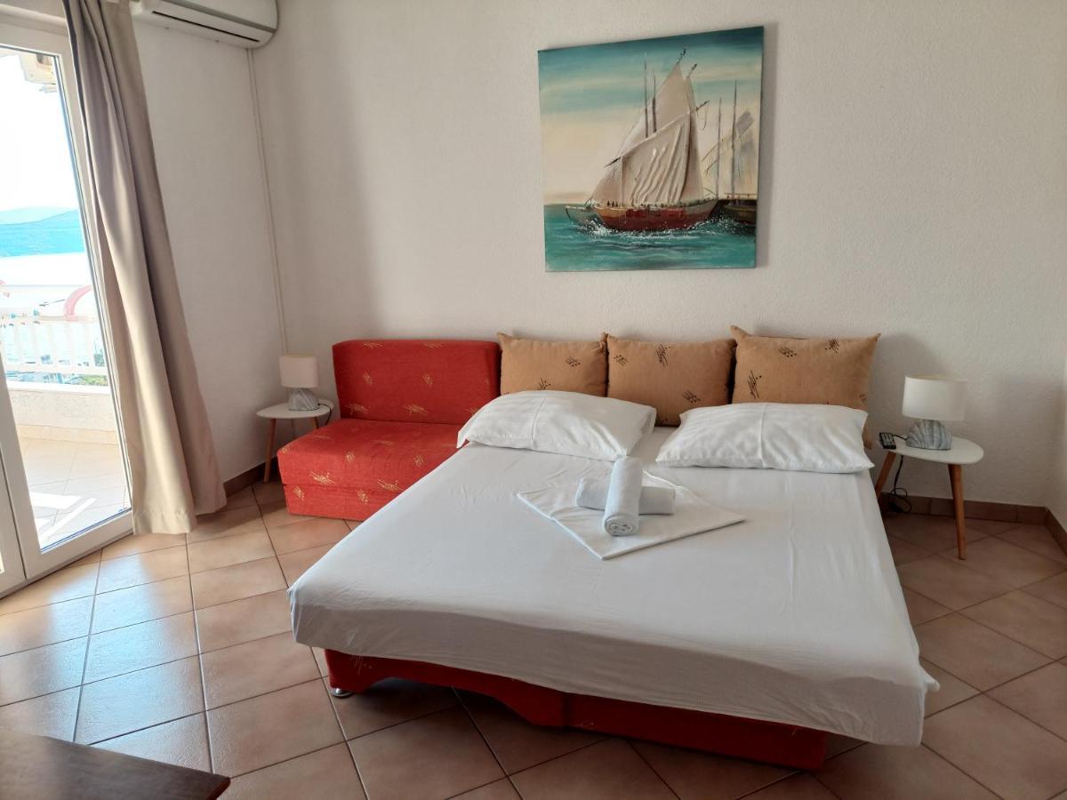 נאום Apartments Menalo מראה חיצוני תמונה